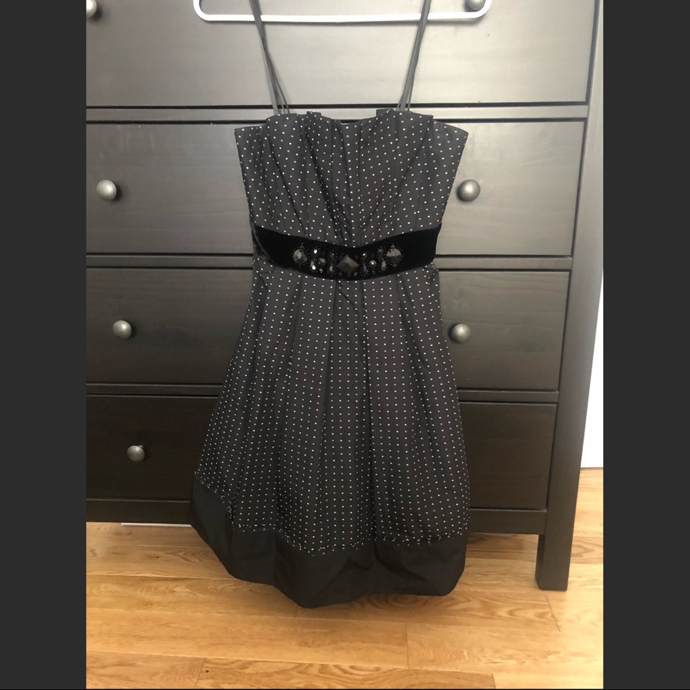 Polka dot strapless party dress